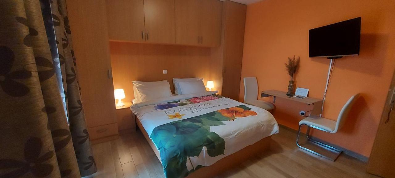 Apartments Tomic บีโอกราดนาโมรู ภายนอก รูปภาพ