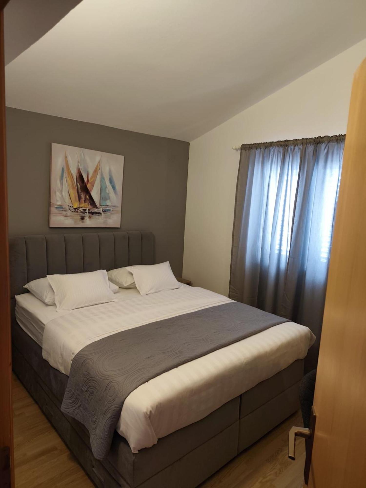 Apartments Tomic บีโอกราดนาโมรู ภายนอก รูปภาพ